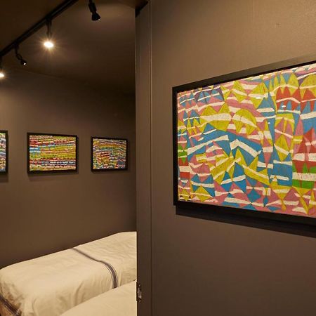 ギャラリーホテル 「Distortion ９」 Ōsaka Extérieur photo